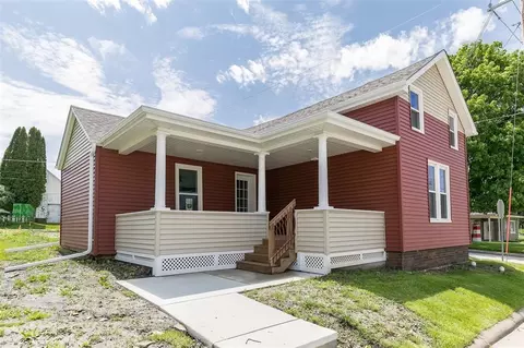 405 W Main St, Anamosa, IA 52205