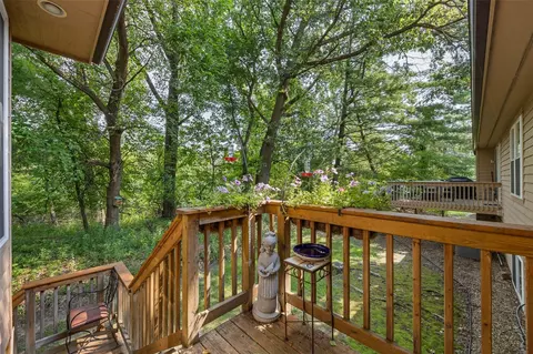 Exterior - 529 E Post Rd SE #124, Cedar Rapids, IA 52403 photo 2 of 3