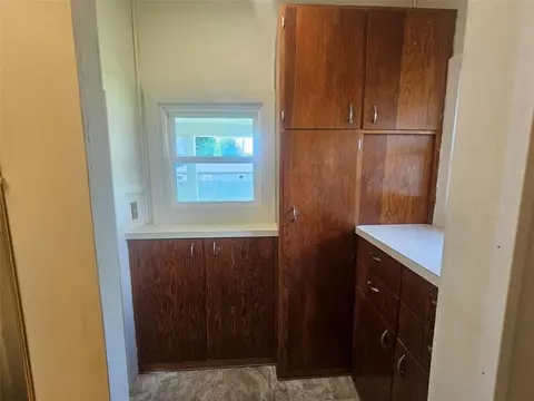 Other - 1105 5th St E, Vinton, IA 52349 photo 3 of 10