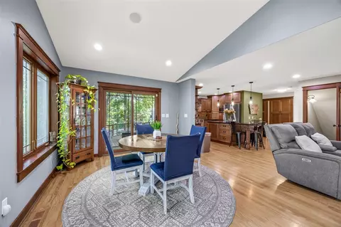 Dining - 4928 Olde Mill Ct, Cedar Rapids, IA 52411 photo 2 of 2