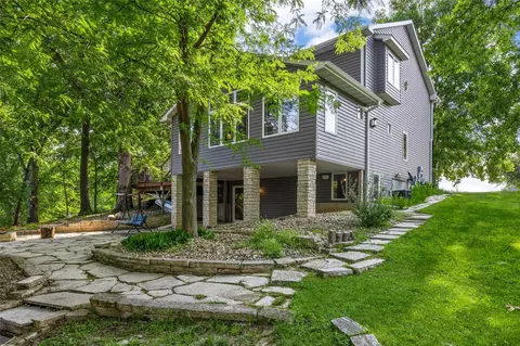 Exterior - 4928 Olde Mill Ct, Cedar Rapids, IA 52411 photo 6 of 8