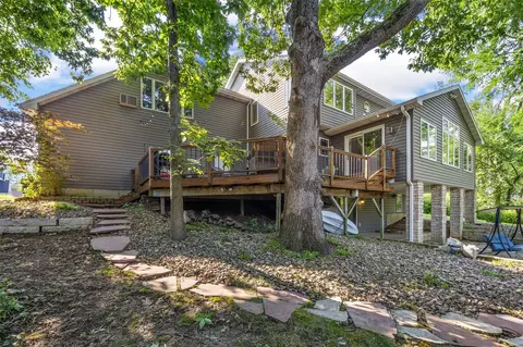 Exterior - 4928 Olde Mill Ct, Cedar Rapids, IA 52411 photo 5 of 8