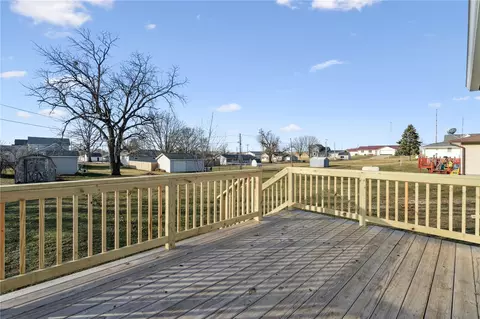 Exterior - 809 Jefferson Ave, Lowden, IA 52255 photo 4 of 4