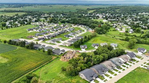 View/Area - 1735 Parkland Dr, Ely, IA 52227 photo 8 of 9