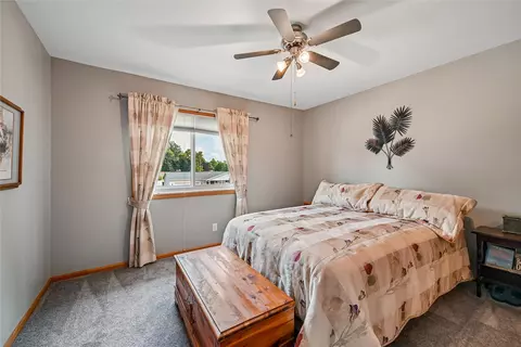 Bedroom - 2575 Clark Ave, Marion, IA 52302 photo 3 of 6