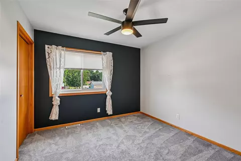 Bedroom - 2575 Clark Ave, Marion, IA 52302 photo 5 of 6