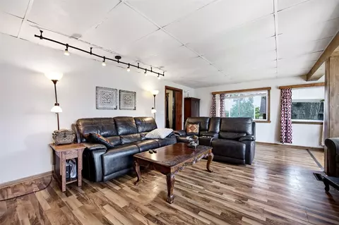 Living - 2261 Coldstream Ave NE, Cedar Rapids, IA 52402 photo 2 of 2