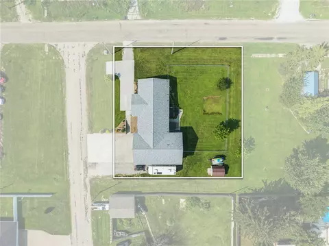 View/Area - 400 Summer St SE, Shellsburg, IA 52332 photo 8 of 8