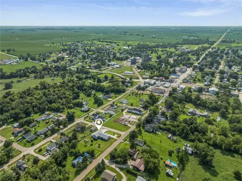 View/Area - 400 Summer St SE, Shellsburg, IA 52332 photo 6 of 8