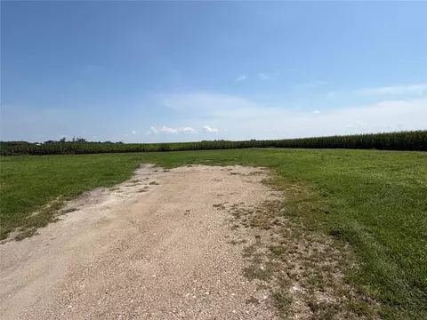 20 Th Ave, Van Horne, IA 52346