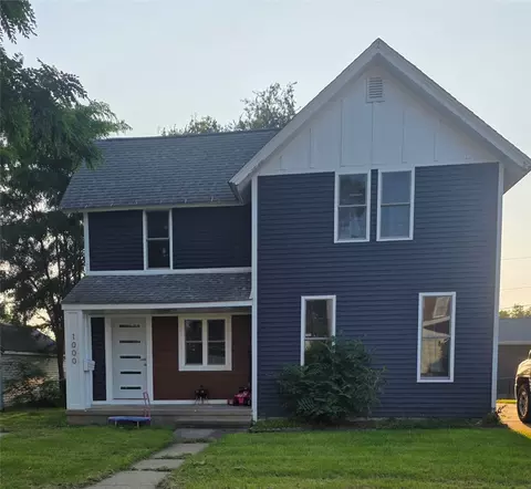 1000 9th St, Marion, IA 52302