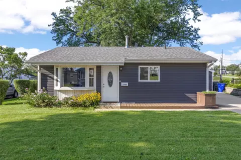 1707 14th Ave SW, Cedar Rapids, IA 52404