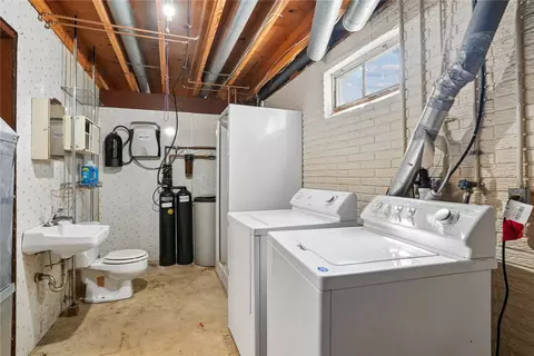 Other - 419 E 4th St, Readlyn, IA 50668 photo 8 of 9
