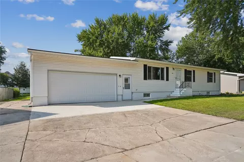 Other - 419 E 4th St, Readlyn, IA 50668 photo 2 of 9
