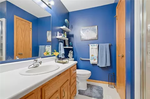 Bath - 755 E Post Rd SE #2, Cedar Rapids, IA 52403 photo 1 of 3