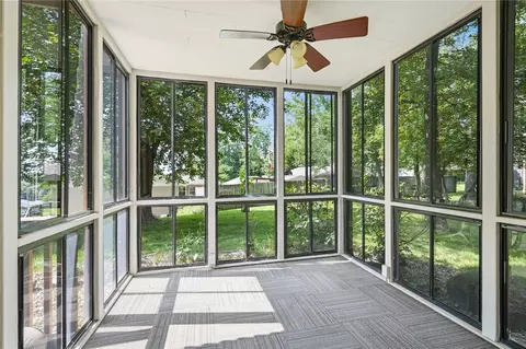 Exterior - 755 E Post Rd SE #2, Cedar Rapids, IA 52403 photo 2 of 8