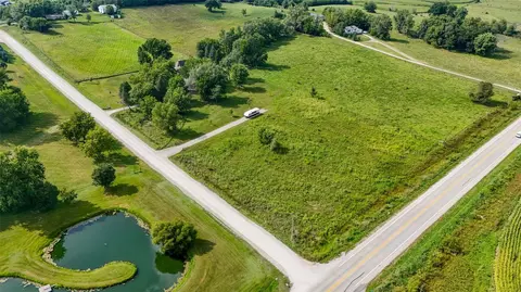 View/Area - 4333 Ring Rd, Walker, IA 52352 photo 1 of 10