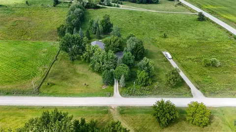 View/Area - 4333 Ring Rd, Walker, IA 52352 photo 6 of 10