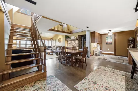 Entry Way - 4333 Ring Rd, Walker, IA 52352 photo 1 of 4