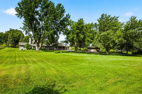 Exterior - 4333 Ring Rd, Walker, IA 52352 photo 9 of 10