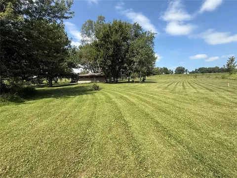 Exterior - 4333 Ring Rd, Walker, IA 52352 photo 10 of 10