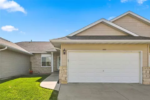 3642 Stoneview Cir SW, Cedar Rapids, IA 52404