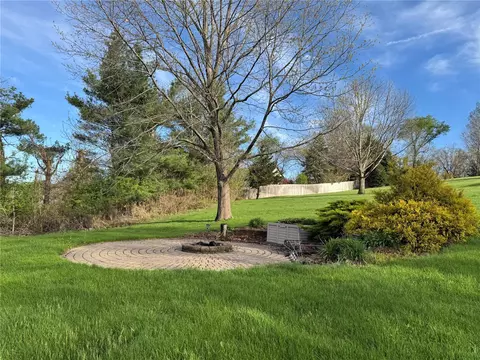 Exterior - 195 Morgan Ct, Cedar Rapids, IA 52411 photo 7 of 7