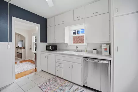 Kitchen - 115 Carolina Ave, Waterloo, IA 50701 photo 3 of 3