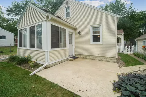 Exterior - 115 Carolina Ave, Waterloo, IA 50701 photo 3 of 4