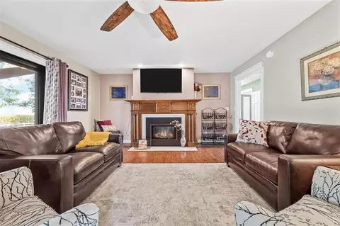 Living - 4440 Schultz Rd, Center Point, IA 52213 photo 1 of 1