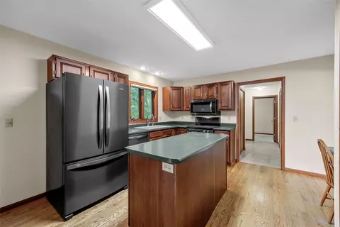 Kitchen - 3333 Riverside Dr, Cedar Rapids, IA 52411 photo 1 of 3
