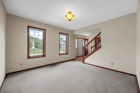 Living - 3333 Riverside Dr, Cedar Rapids, IA 52411 photo 3 of 3