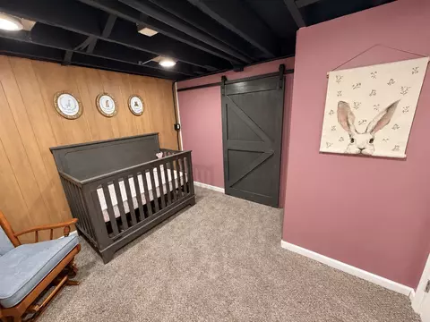 Bedroom - 3823 E Avenue Ave NE, Cedar Rapids, IA 52402 photo 5 of 7