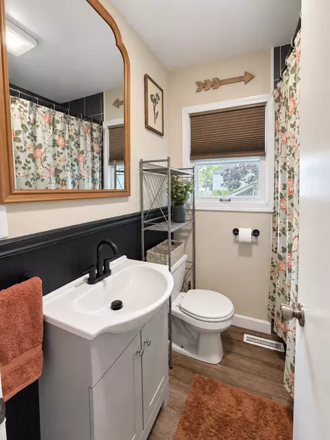 Bath - 3823 E Avenue Ave NE, Cedar Rapids, IA 52402 photo 1 of 3
