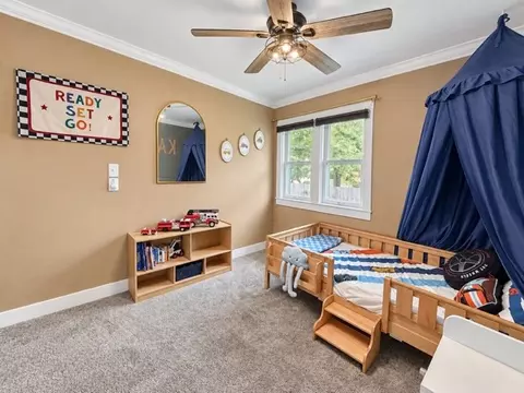 Bedroom - 3823 E Avenue Ave NE, Cedar Rapids, IA 52402 photo 2 of 7