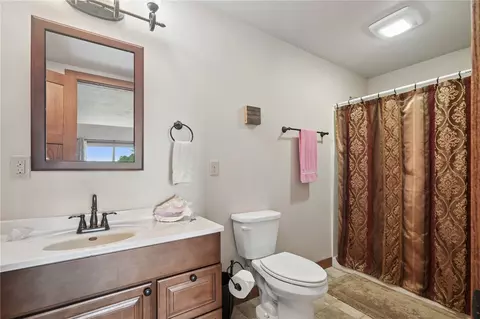 Bath - 285 Jappa Rd, Ely, IA 52227 photo 1 of 1