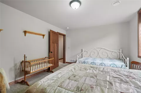 Bedroom - 285 Jappa Rd, Ely, IA 52227 photo 7 of 7