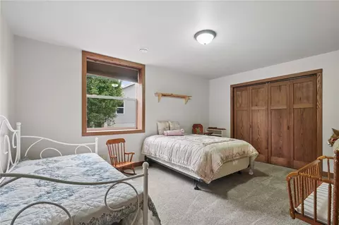 Bedroom - 285 Jappa Rd, Ely, IA 52227 photo 6 of 7