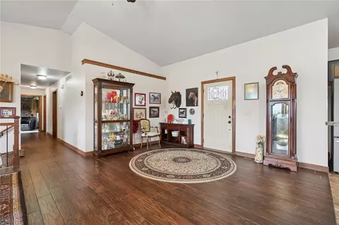 Entry Way - 285 Jappa Rd, Ely, IA 52227 photo 2 of 3