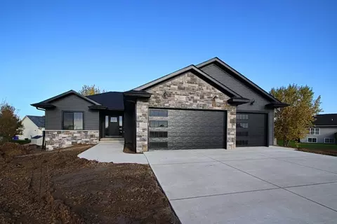 4102 Barbaro Ave, Iowa City, IA 52240