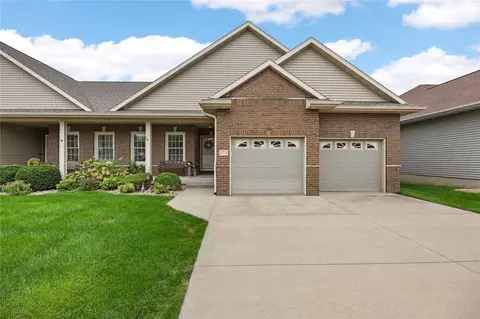 319 13th Ave SW, Mount Vernon, IA 52314