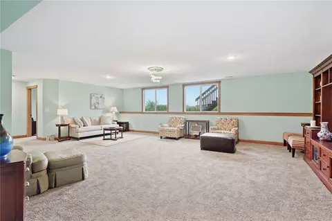 Living - 1318 Beringer Ct NE, Cedar Rapids, IA 52402 photo 2 of 4