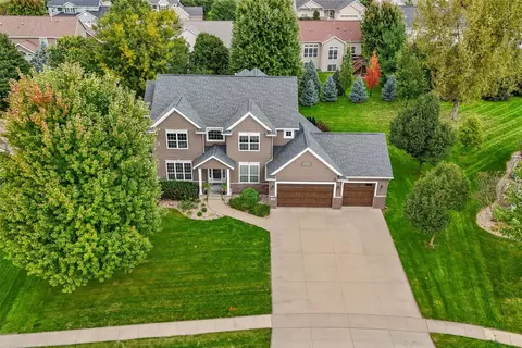 2350 Timber Creek Dr, Marion, IA 52302