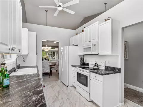 Kitchen - 801 E Post Rd SE, Cedar Rapids, IA 52403 photo 1 of 3