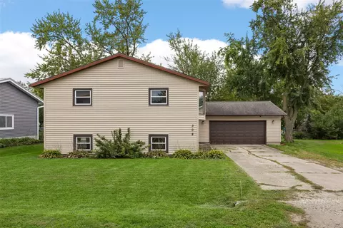 308 NW Cottage St, Shellsburg, IA 52332