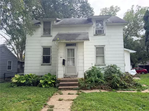 414 2nd Ave NW, Mount Vernon, IA 52314