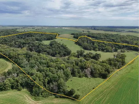 Bluebird Rd., Cascade, IA 52033 photo 8