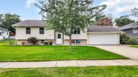 241 Norman Dr NE, Cedar Rapids, IA 52402