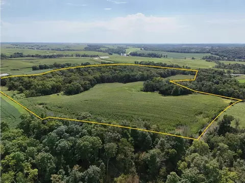 Bluebird Road, Cascade, IA 52033 photo 6
