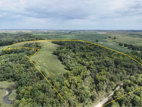 Bluebird Road, Cascade, IA 52033 photo 5